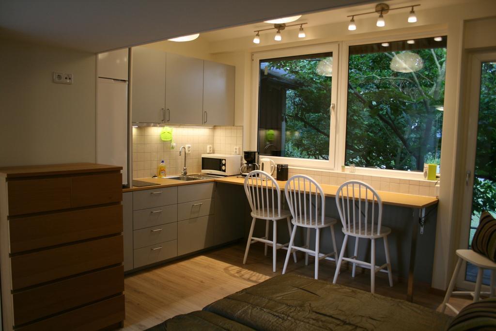 Lilla Huset Pa Slaetten B&B Lund Kamer foto
